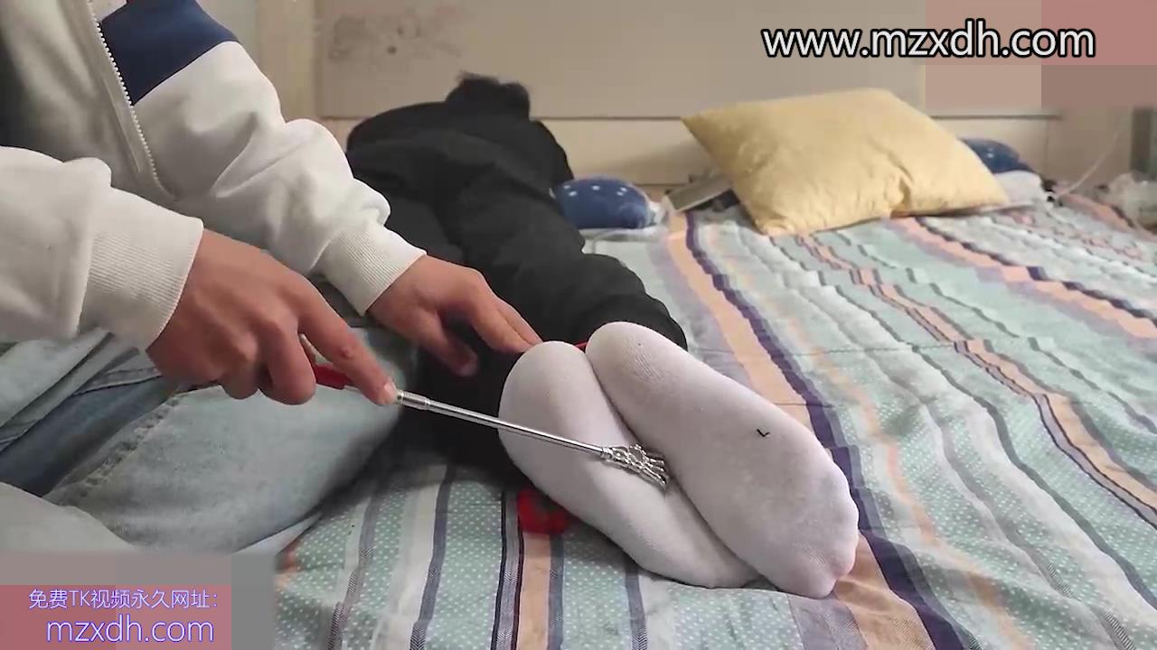 MZB2251-小王最新出征TK黑运动裤男生