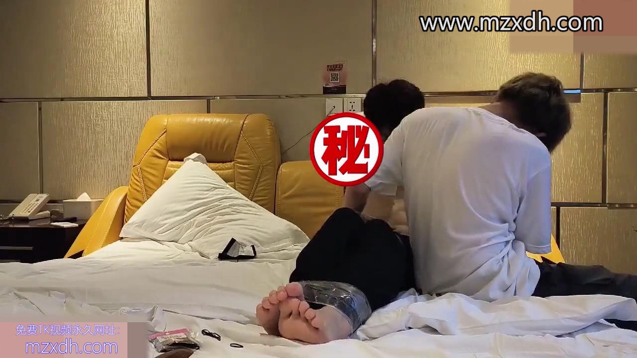 MZB2304-预备飞行员男生的TK初体验上身挠