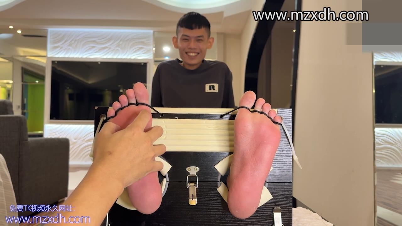 MZB2539-TW-bad boy TICKLING