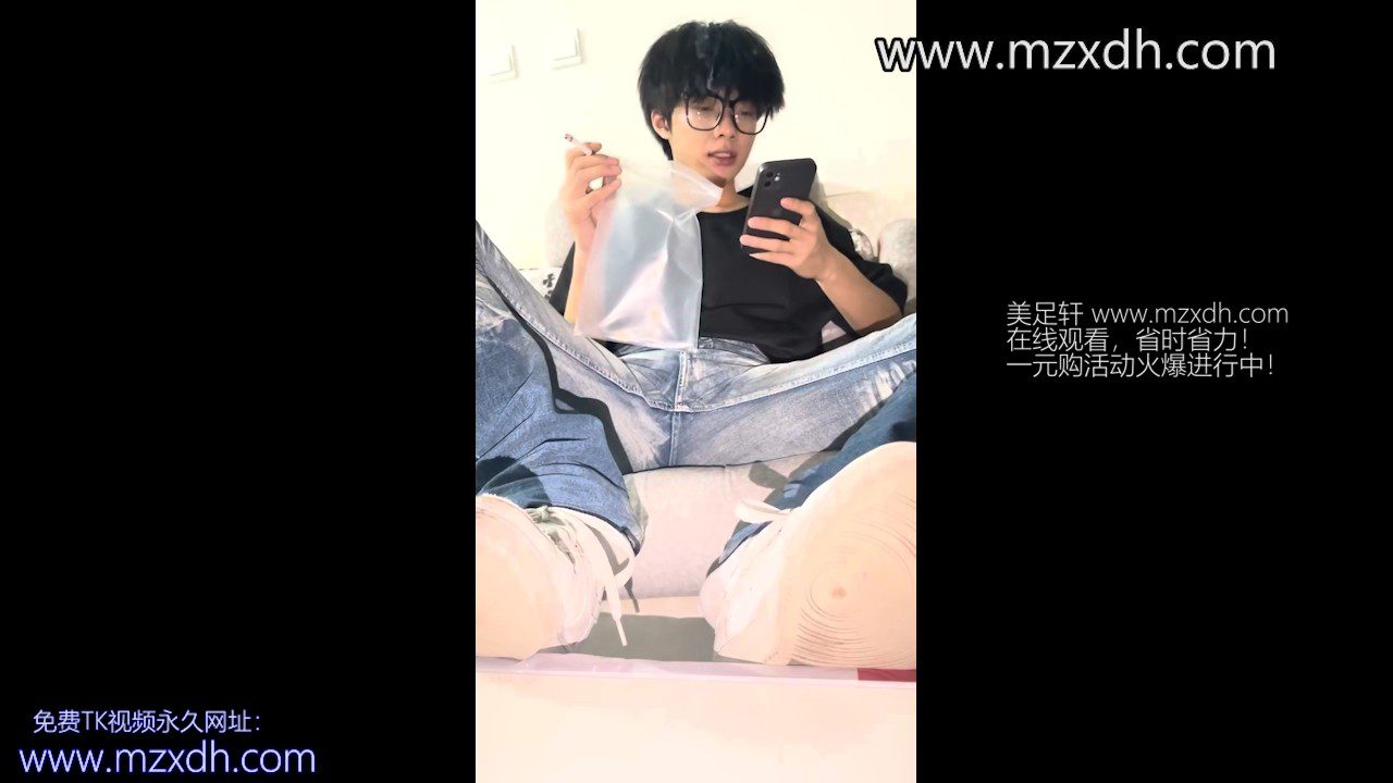 MZB2802-眼睛痞帅男秀jio无TK