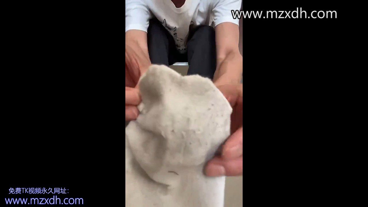 MZB2852-白衣男秀jio无tk